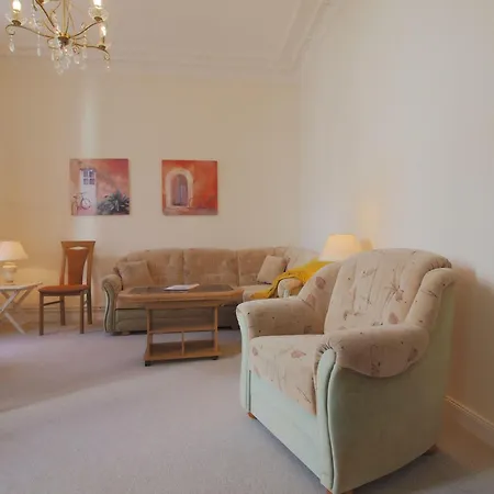 شقة Haus Karzenburg 1