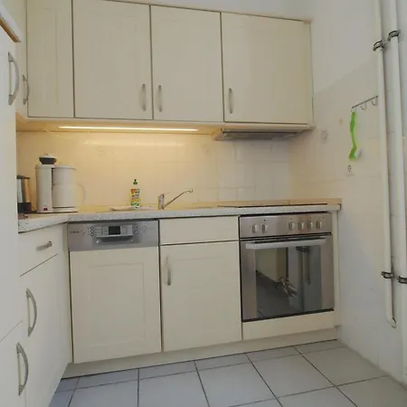 Haus Karzenburg 1 Apartment