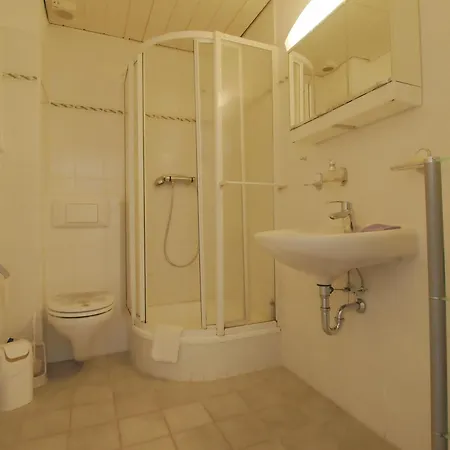 Haus Karzenburg 1 شقة روستوك