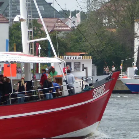 Haus Karzenburg 1 Apartment *