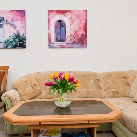 Haus Karzenburg 1 * روستوك