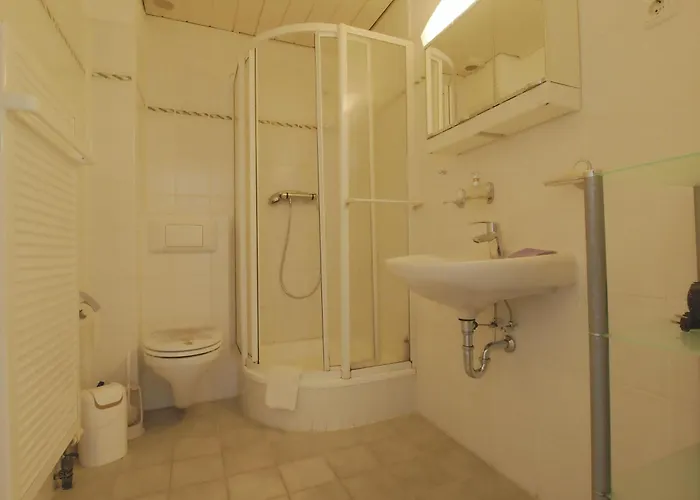 Haus Karzenburg 1 Apartamento Rostock